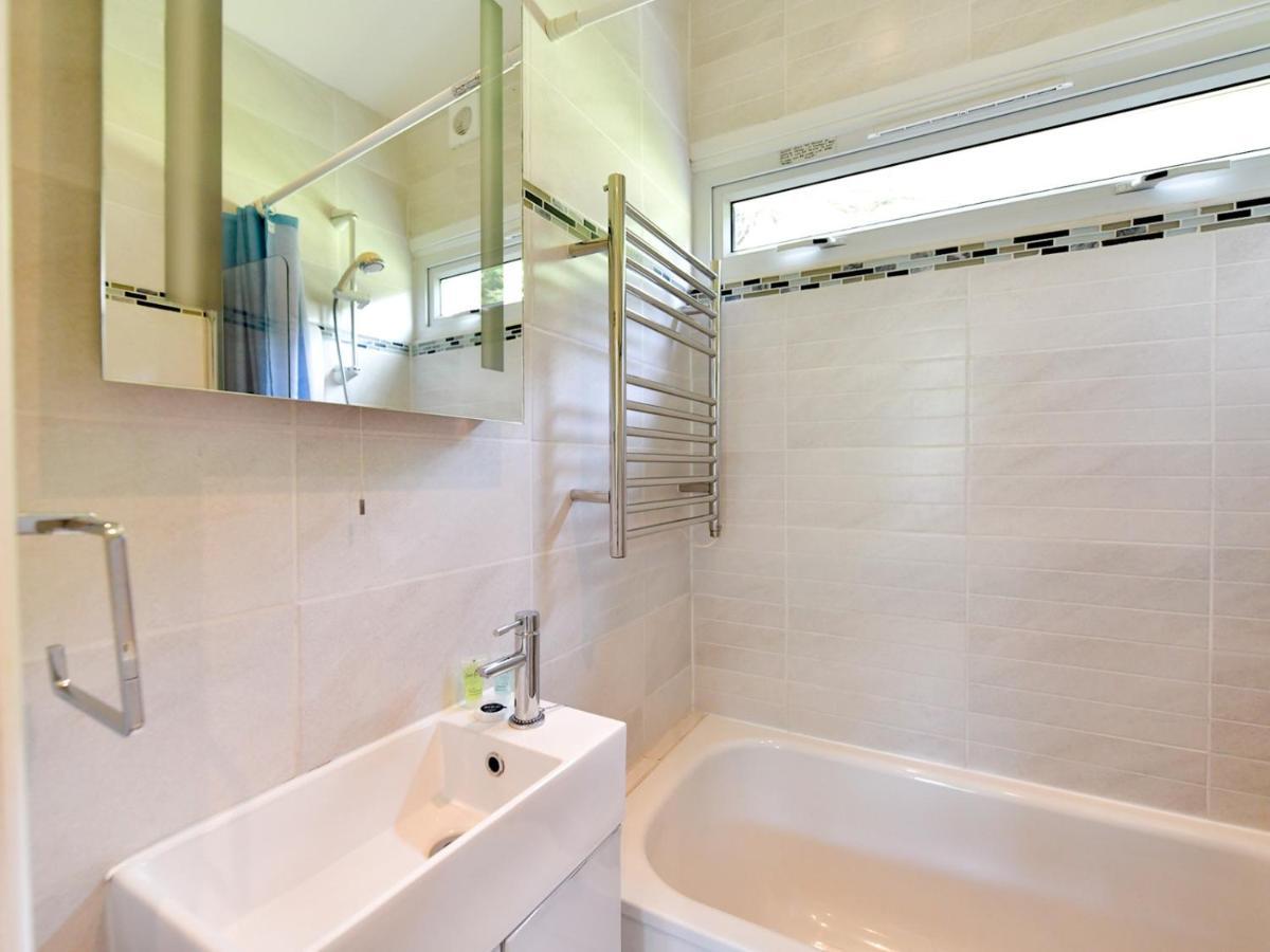 Pass The Keys Gower Beach Staycation Caswell Bay - Sleeps 4 Swansea Esterno foto